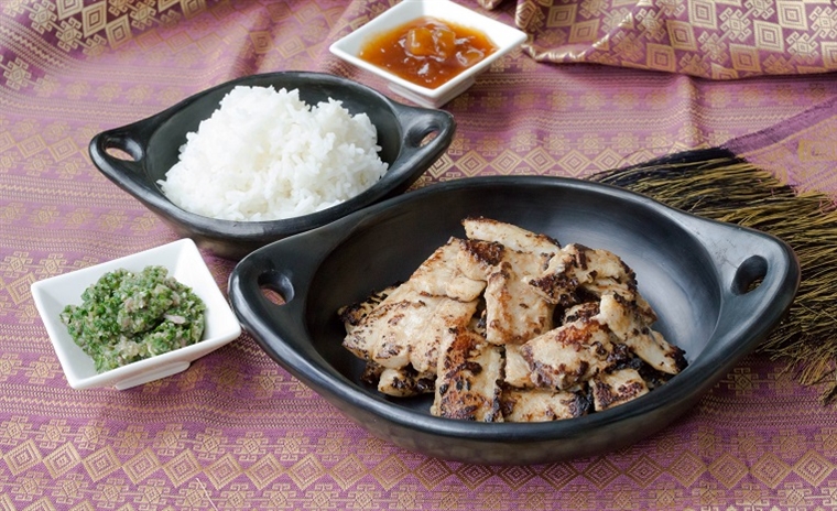 Barbecued Yoghurt Marinated Ribbonfish with Herb Chutney