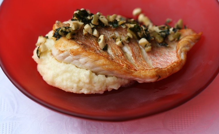 Pan-fried Ocean Perch Fillets with Parsnip Mash, Almonds & Olives